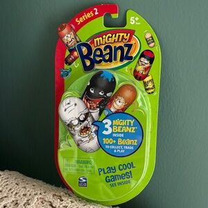 Mighty Beanz Series 2 NOS Sealed Lot of Seven (7)